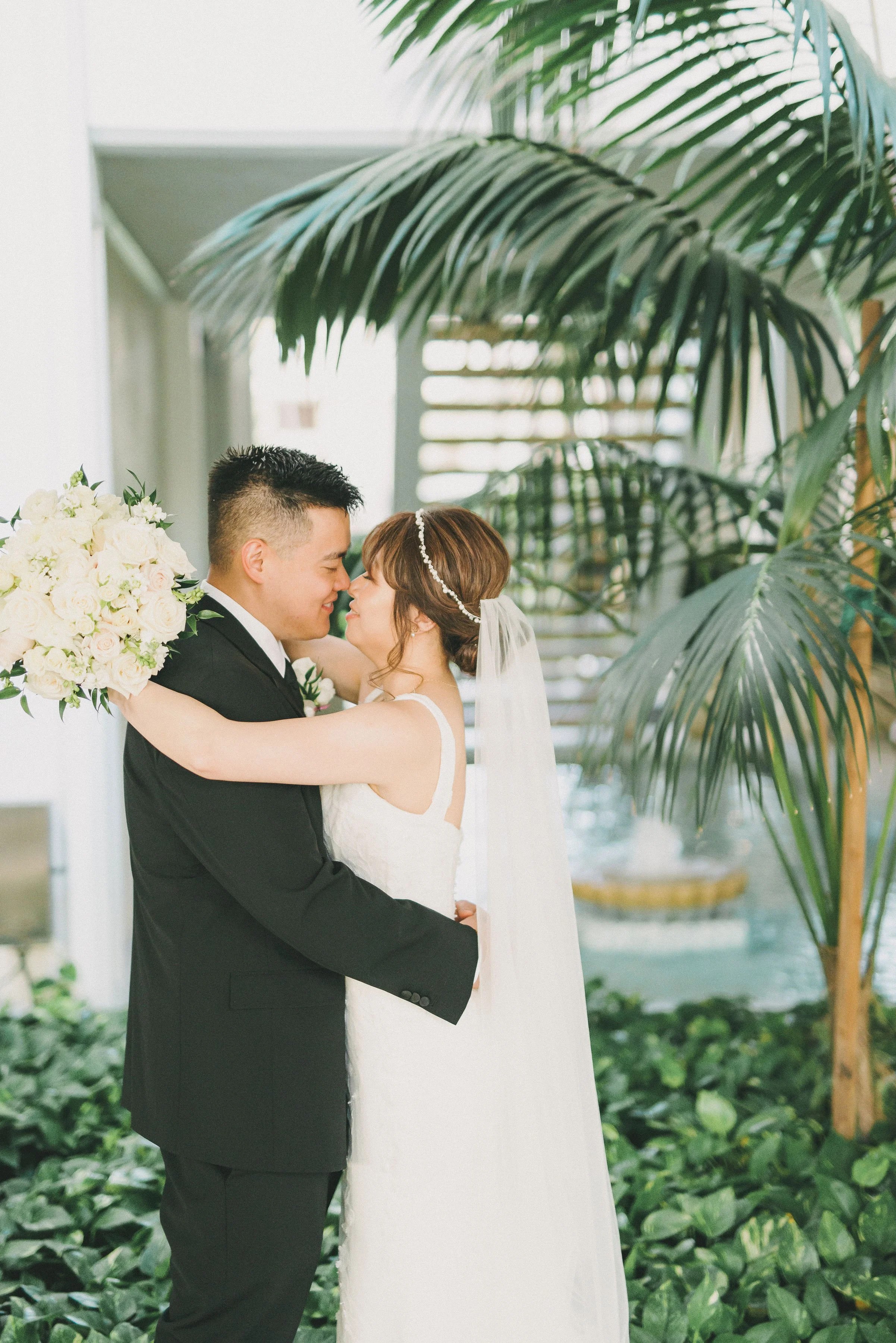 halekulani-hotel-wedding-venue-phototgrapher (38).jpg