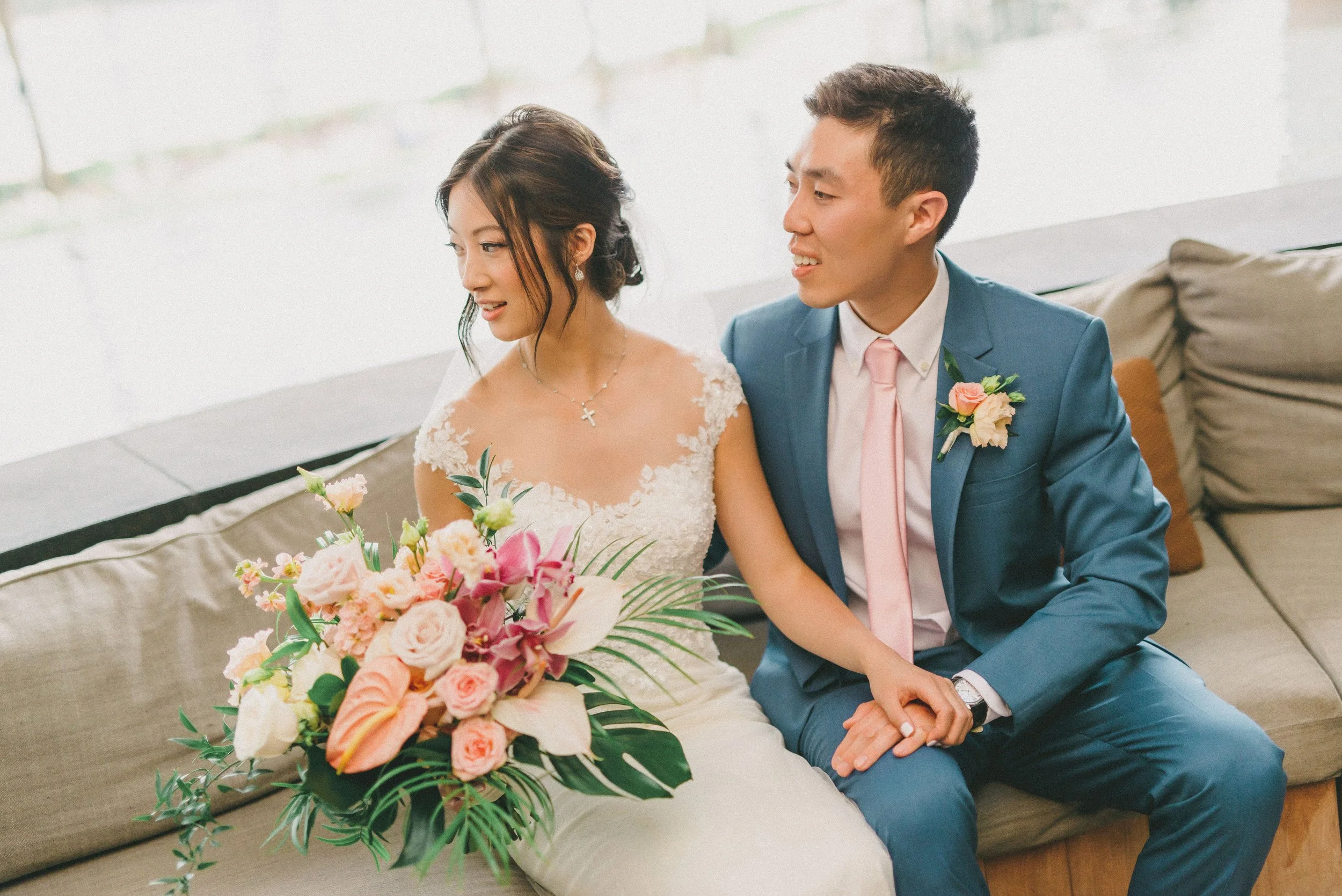 ritz-carlton-turtle-bay-wedding-phototgrapher (52).jpg