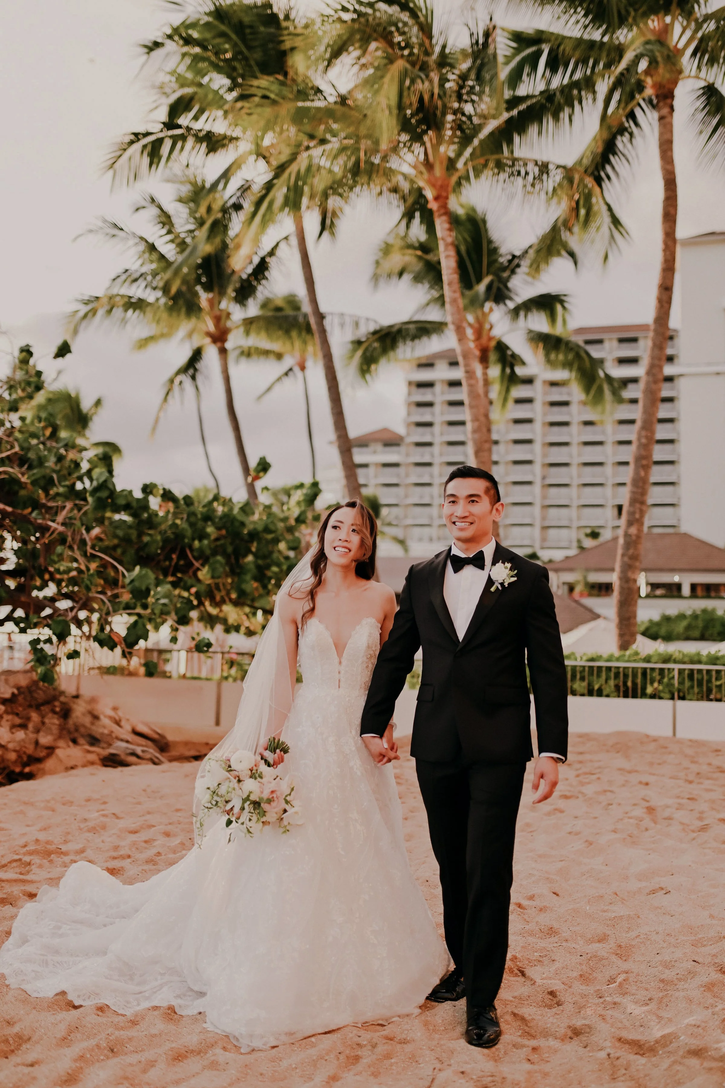 halekulani-hotel-wedding-venue-phototgrapher (160).jpg