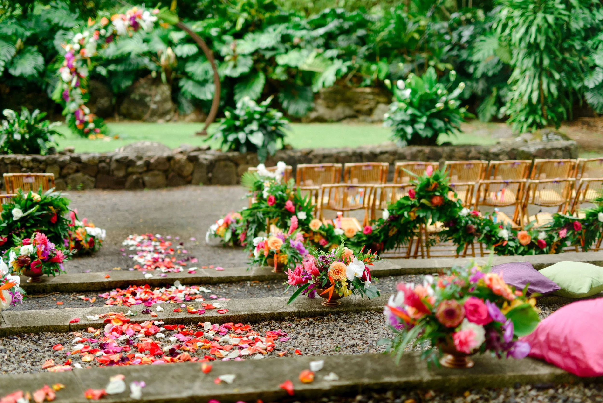 oahu-hawaii-starry-waimea-valley-wedding-ceremony (5).jpg
