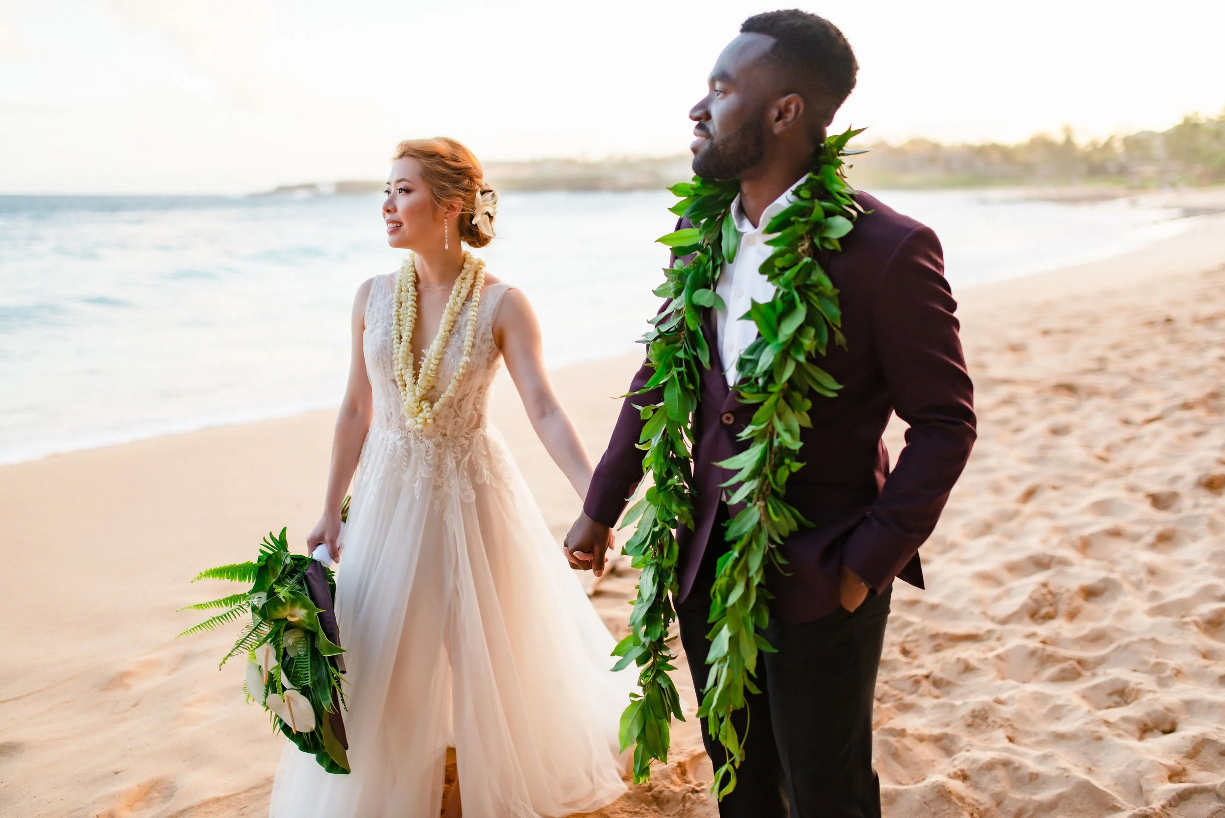 romantic-kauai-shipwreck-beach-wedding(117).jpg