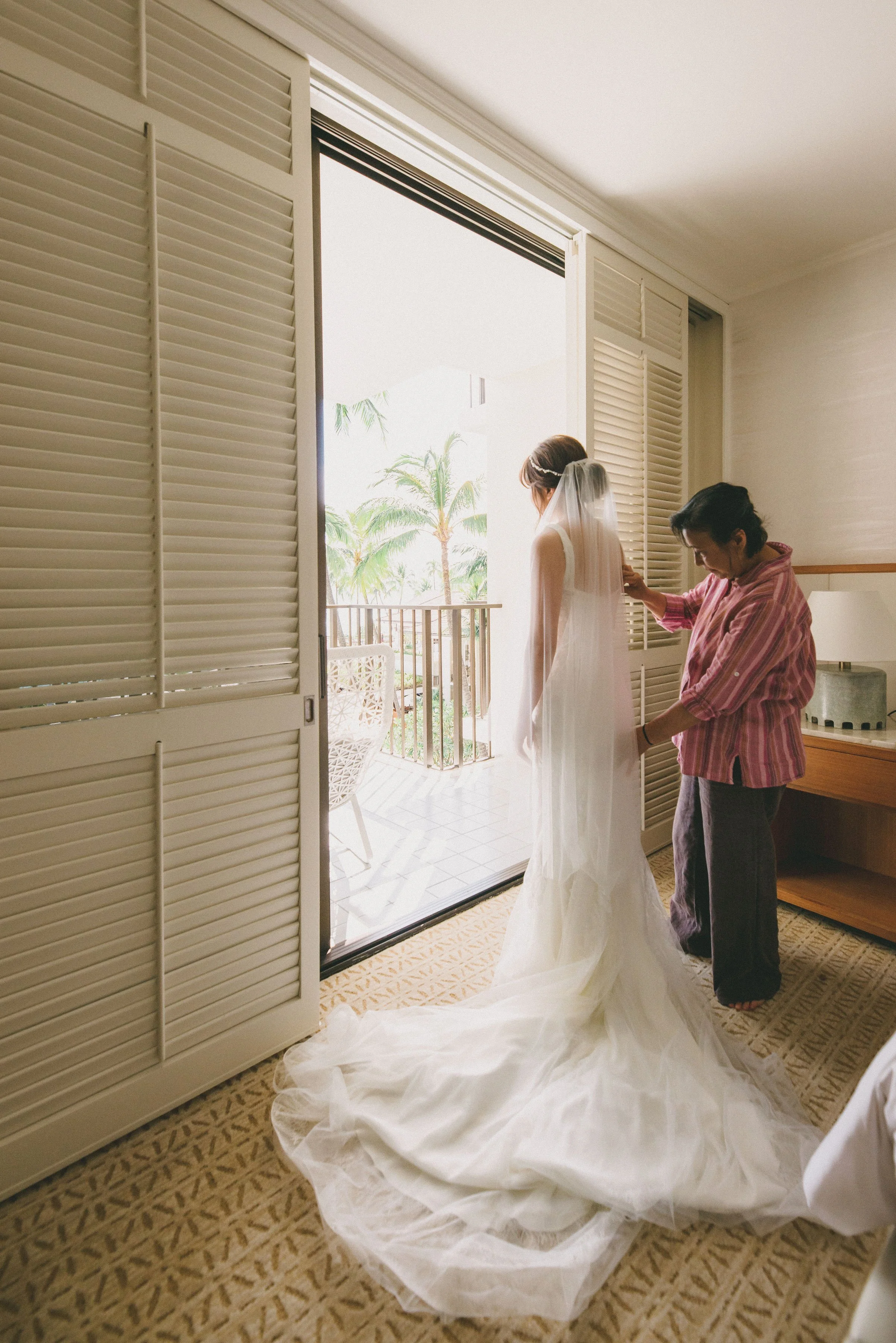 halekulani-hotel-wedding-venue-phototgrapher (11).jpg