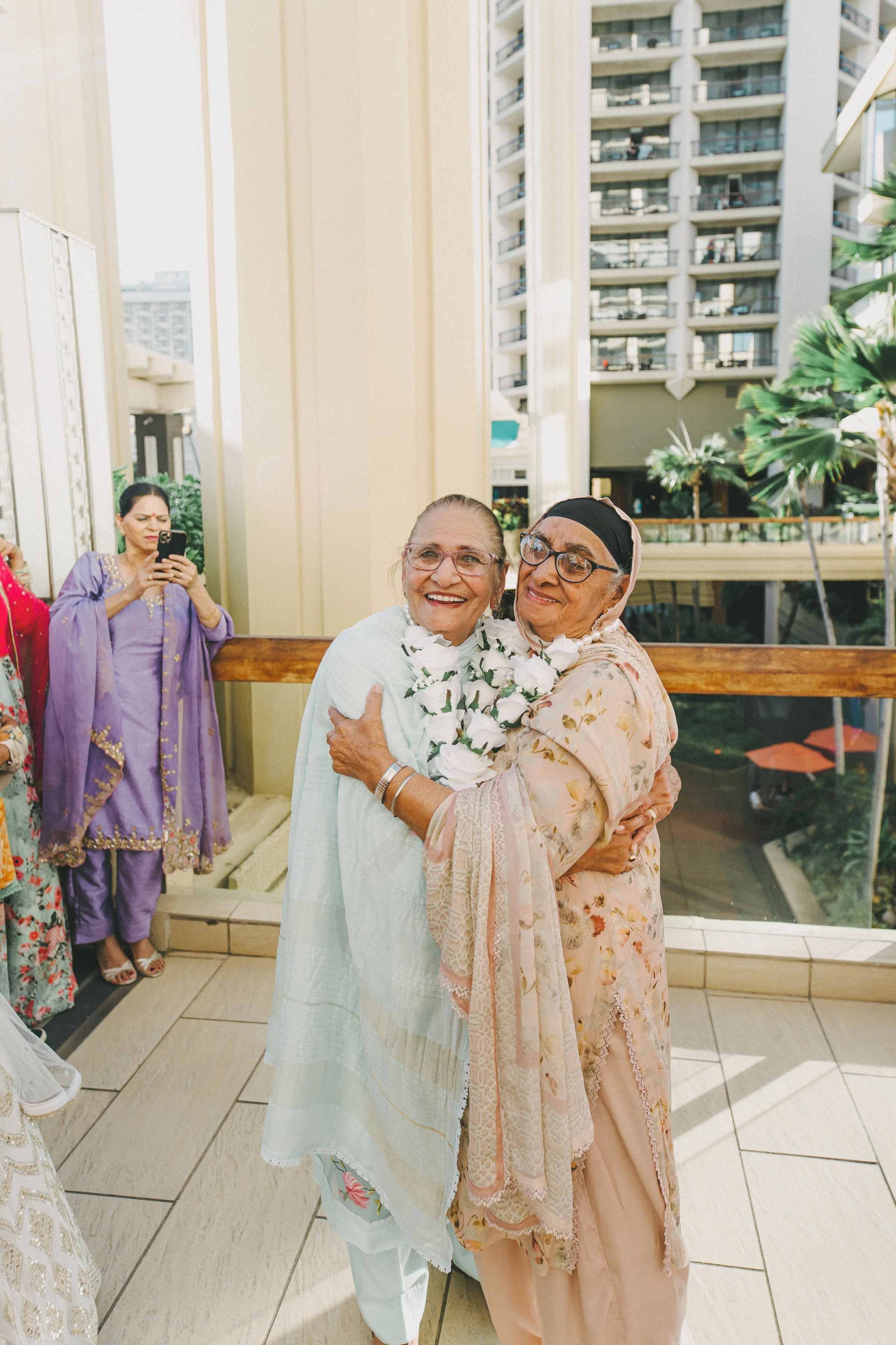 colorful-traditional-indian-wedding-oahu (33).jpg