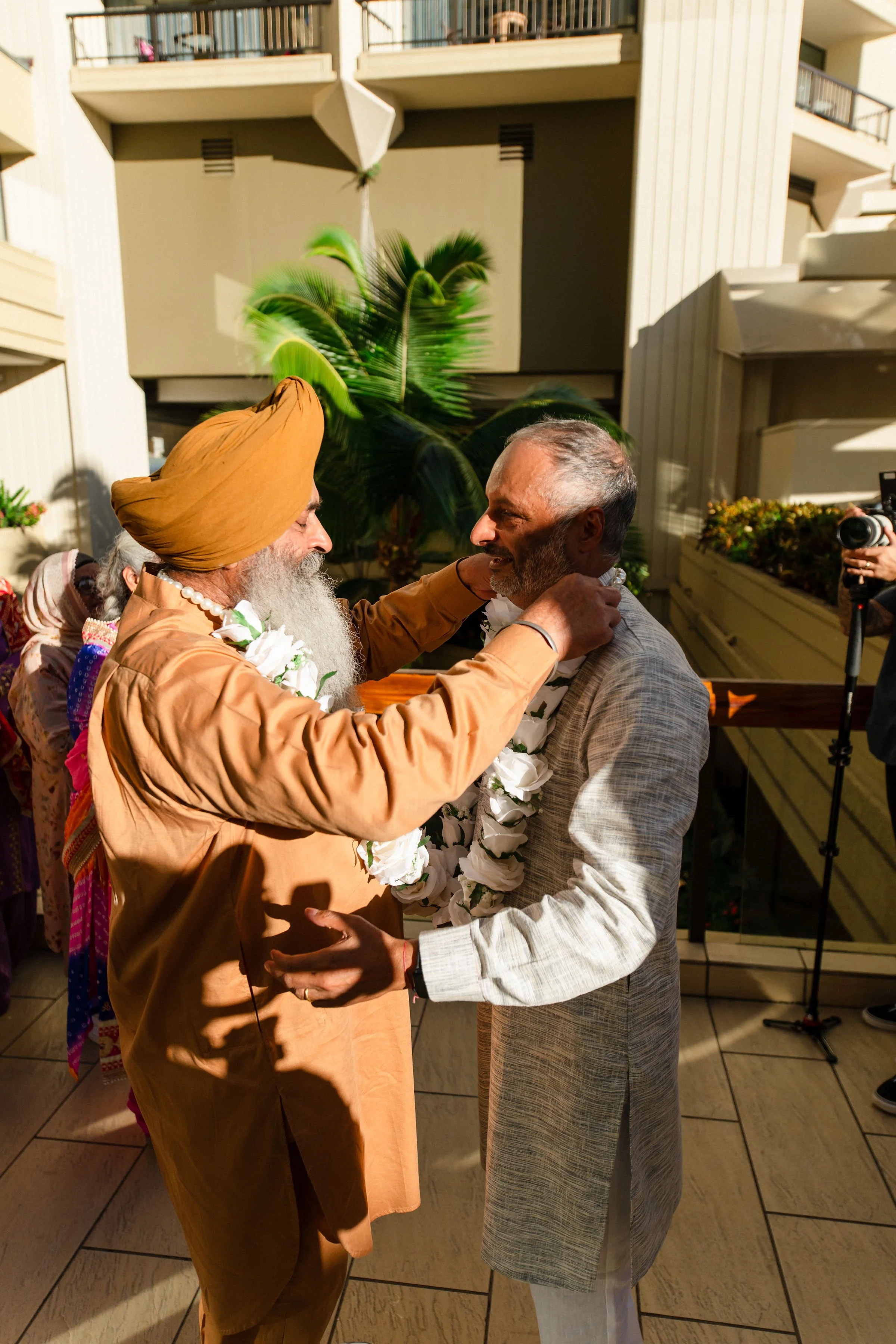colorful-traditional-indian-wedding-oahu (30).jpg