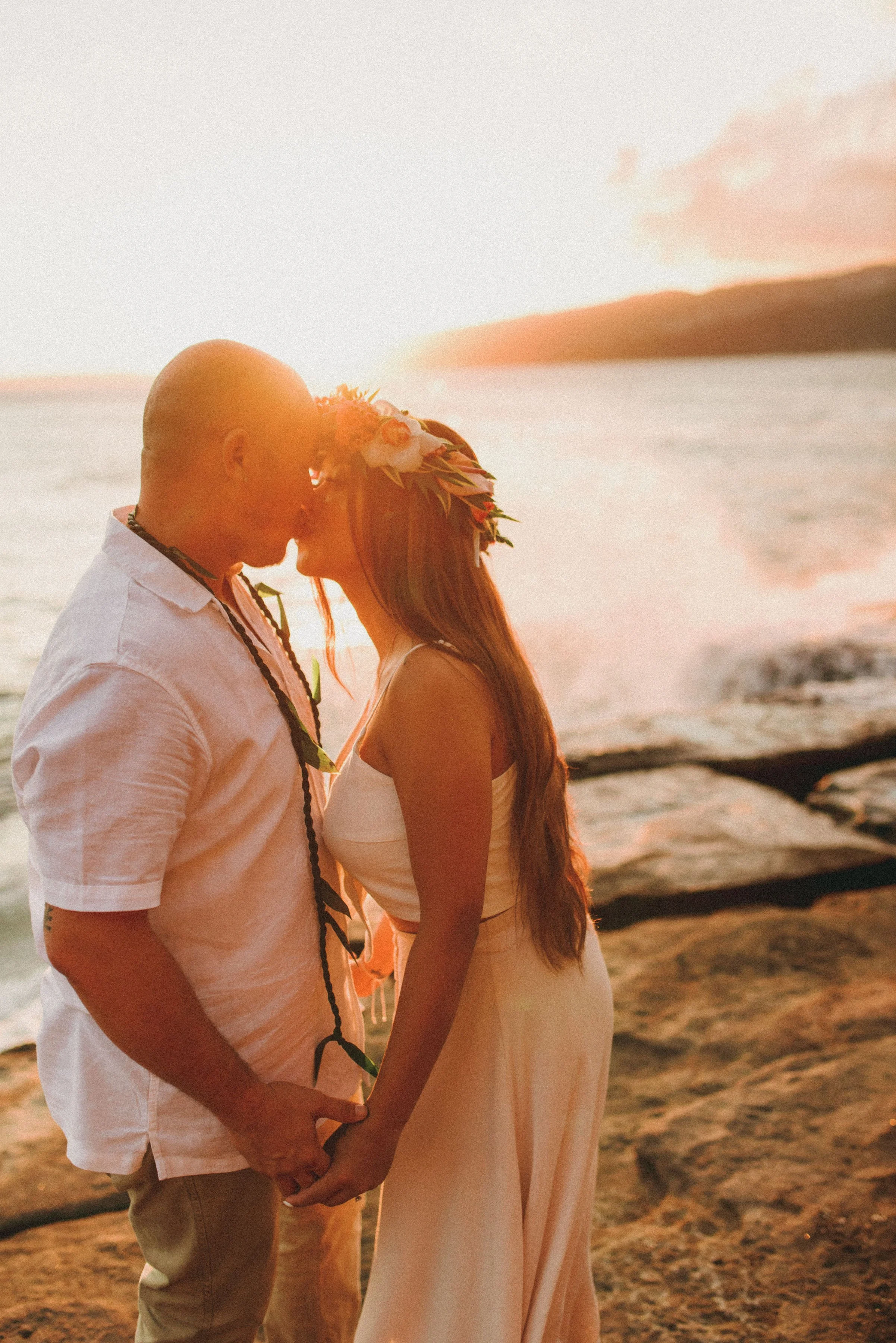 sunset-dreamy-china-wall-elopement-photos-oahu-hawaii (222).jpg