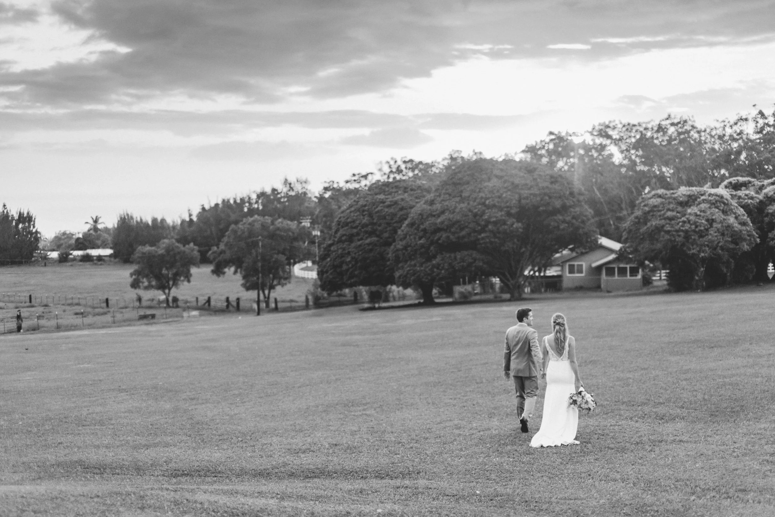 portraits-romantic-sunset-ranch-wedding(736).jpg