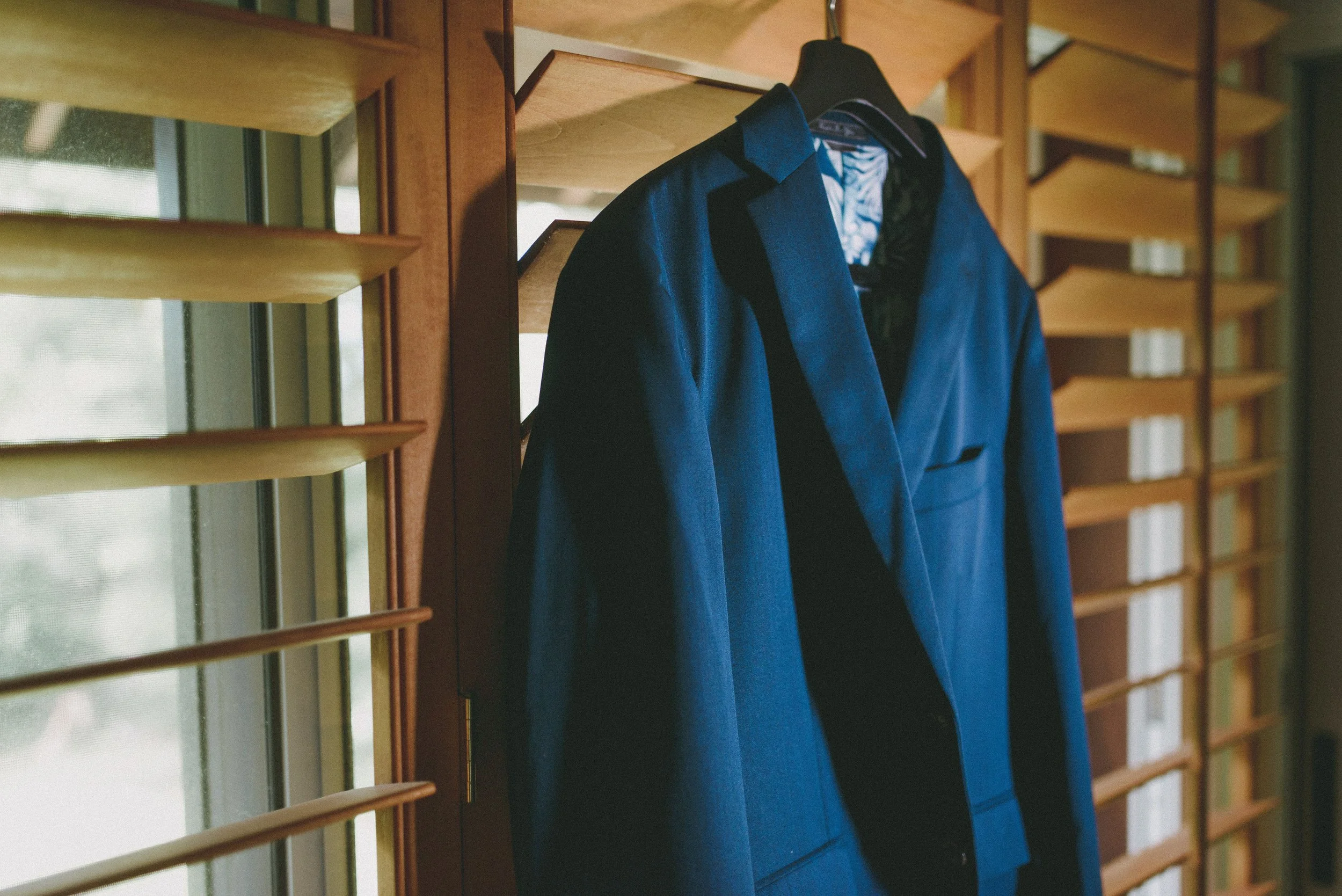 waimea-valley-wedding-details.jpg