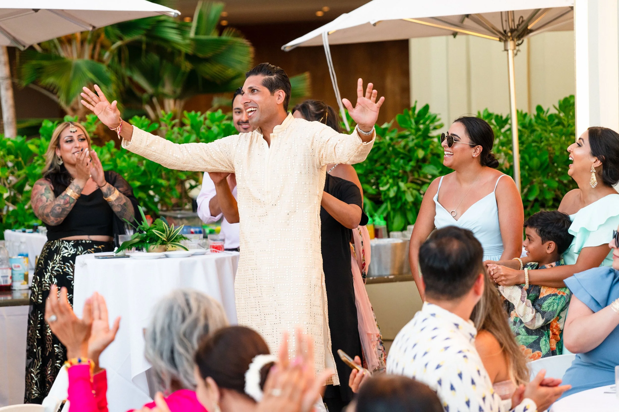 romantic-hawaii-indian-wedding-photographer- (75).jpg