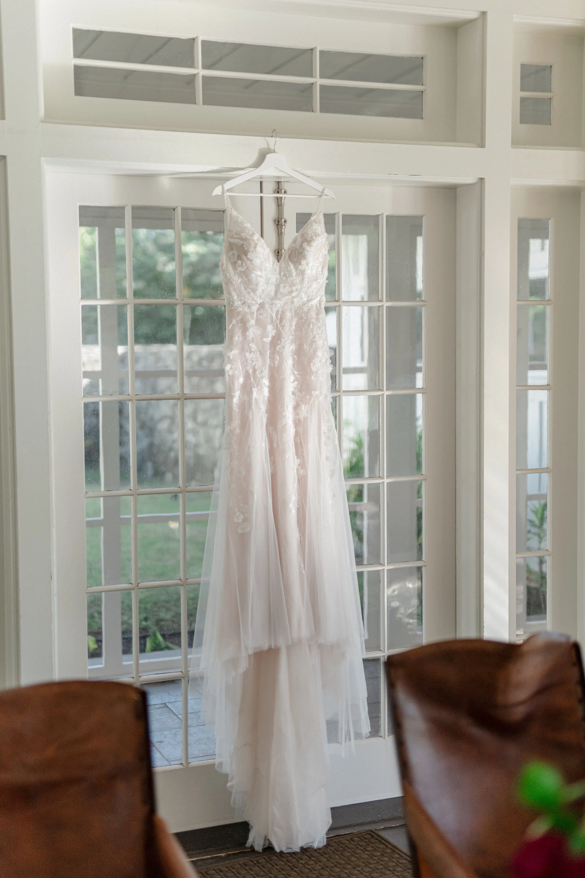 romantic-dillingham-ranch-wedding-getting-ready (38).jpg