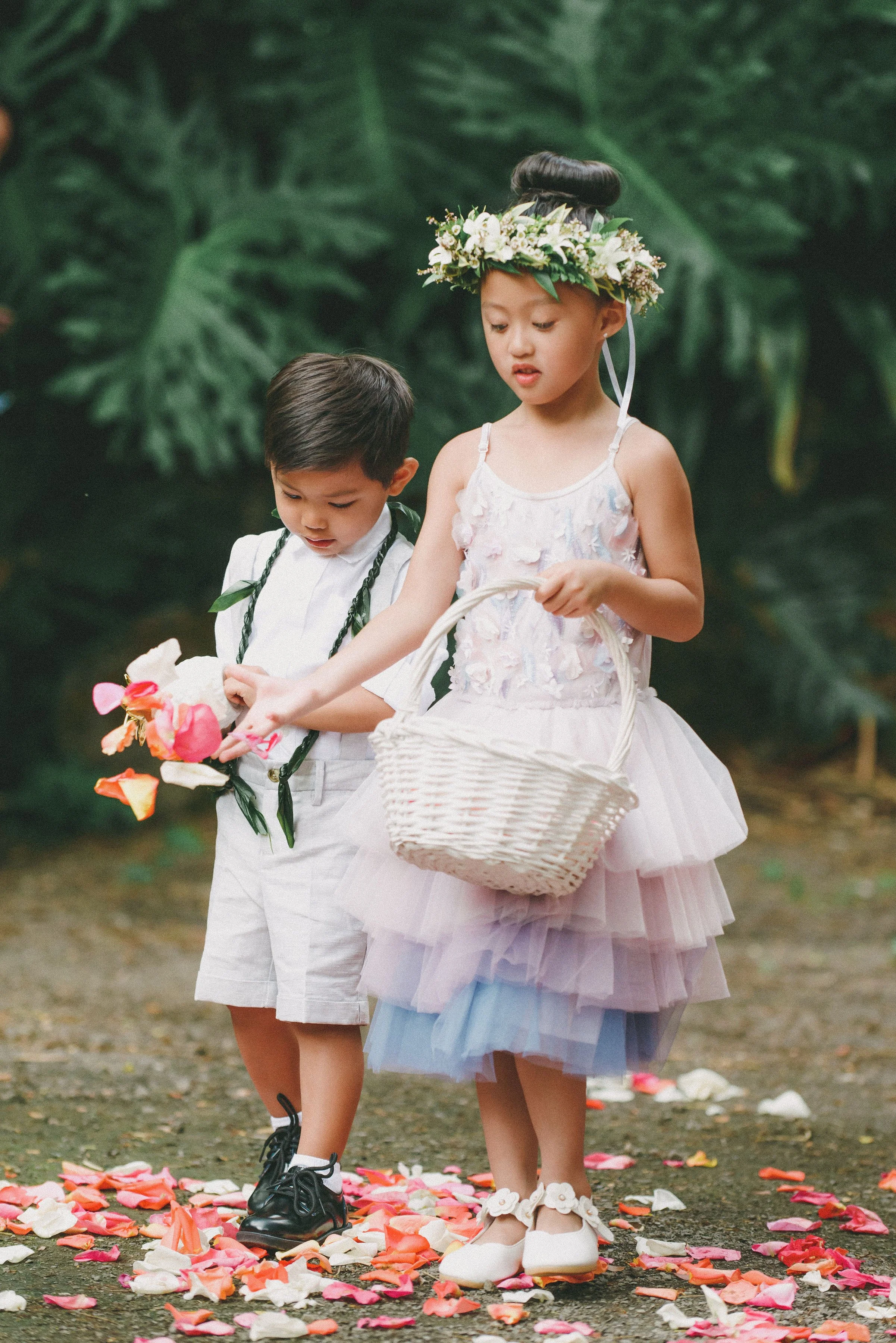 romantic-tropical-boho-waimea-valley-wedding-hawaiian-ceremony (23).jpg