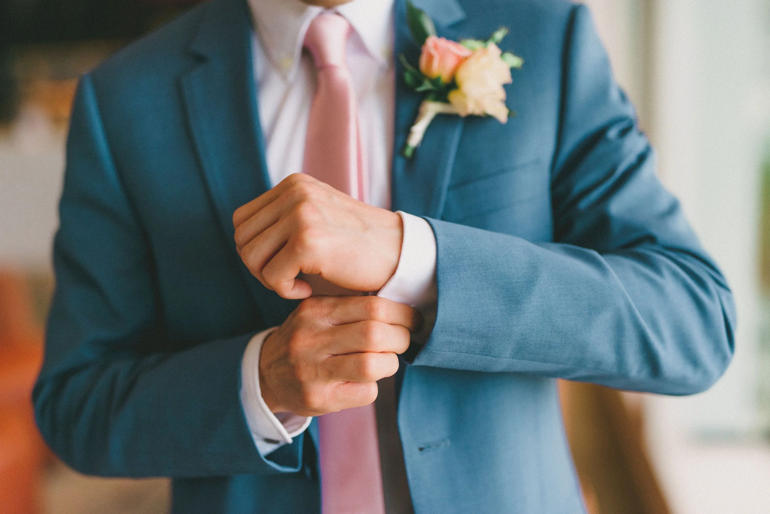 ritz-carlton-turtle-bay-wedding-phototgrapher (29).jpg