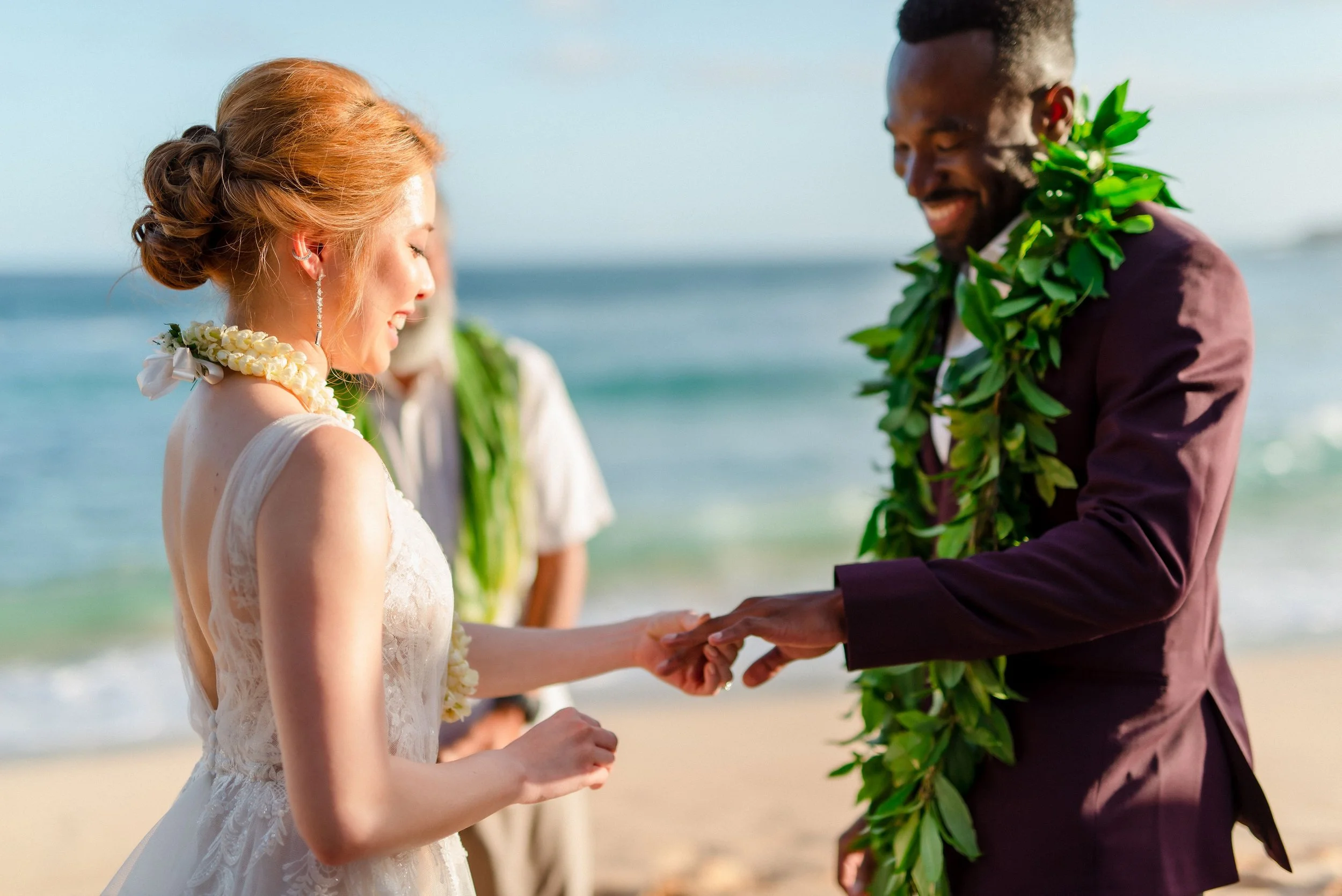romantic-kauai-shipwreck-beach-wedding(32).jpg