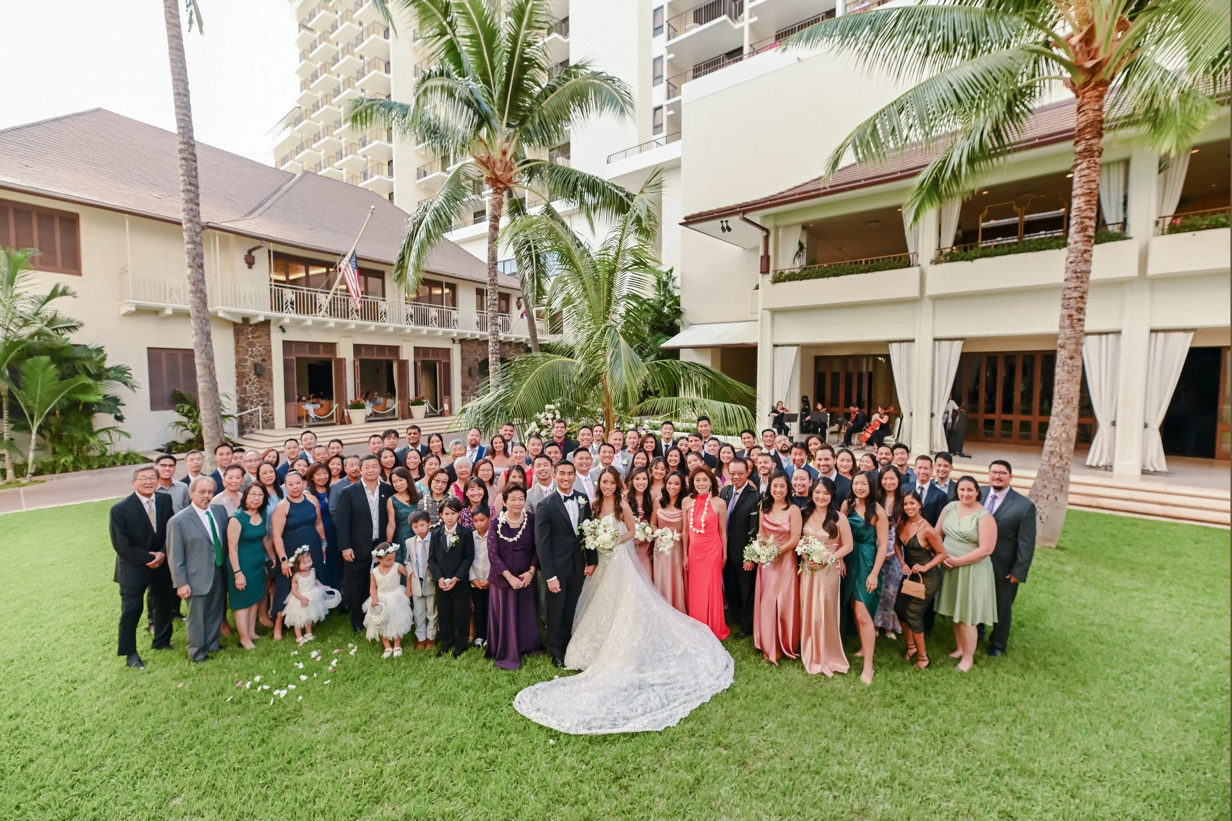 halekulani-hotel-wedding-venue-phototgrapher (150).jpg