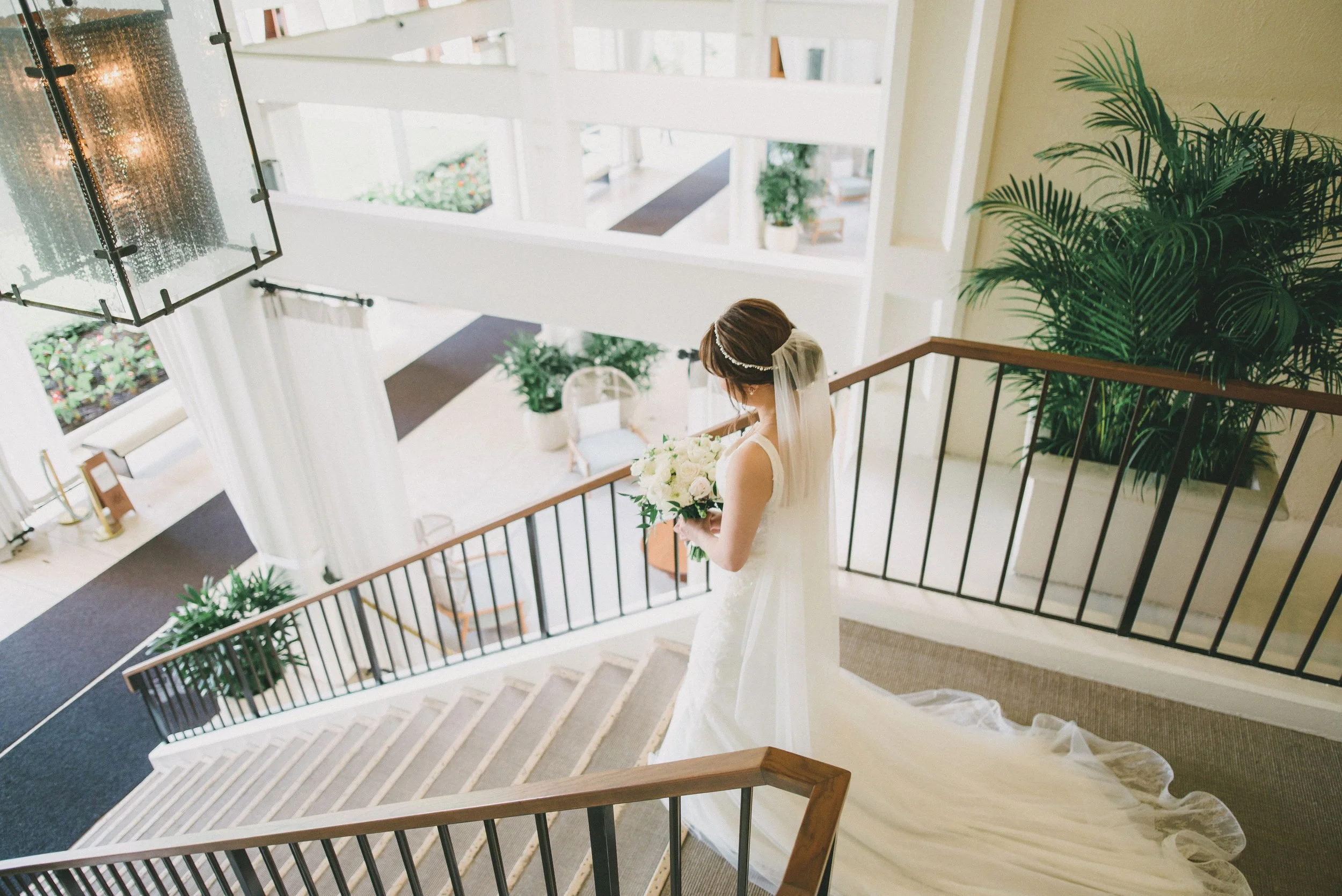 halekulani-hotel-wedding-venue-phototgrapher (26).jpg