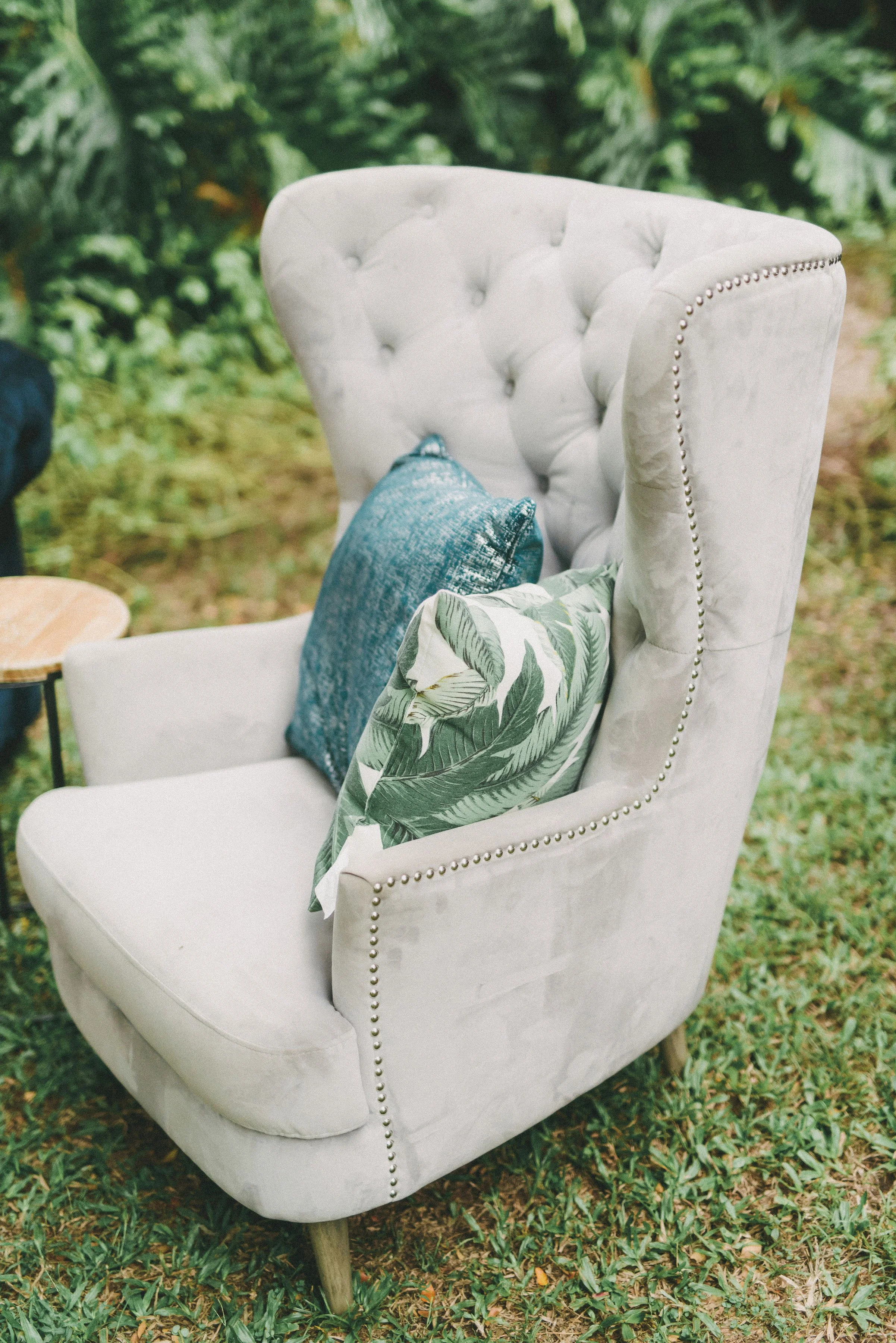 waimea-valley-wedding-reception-blue- (1).jpg