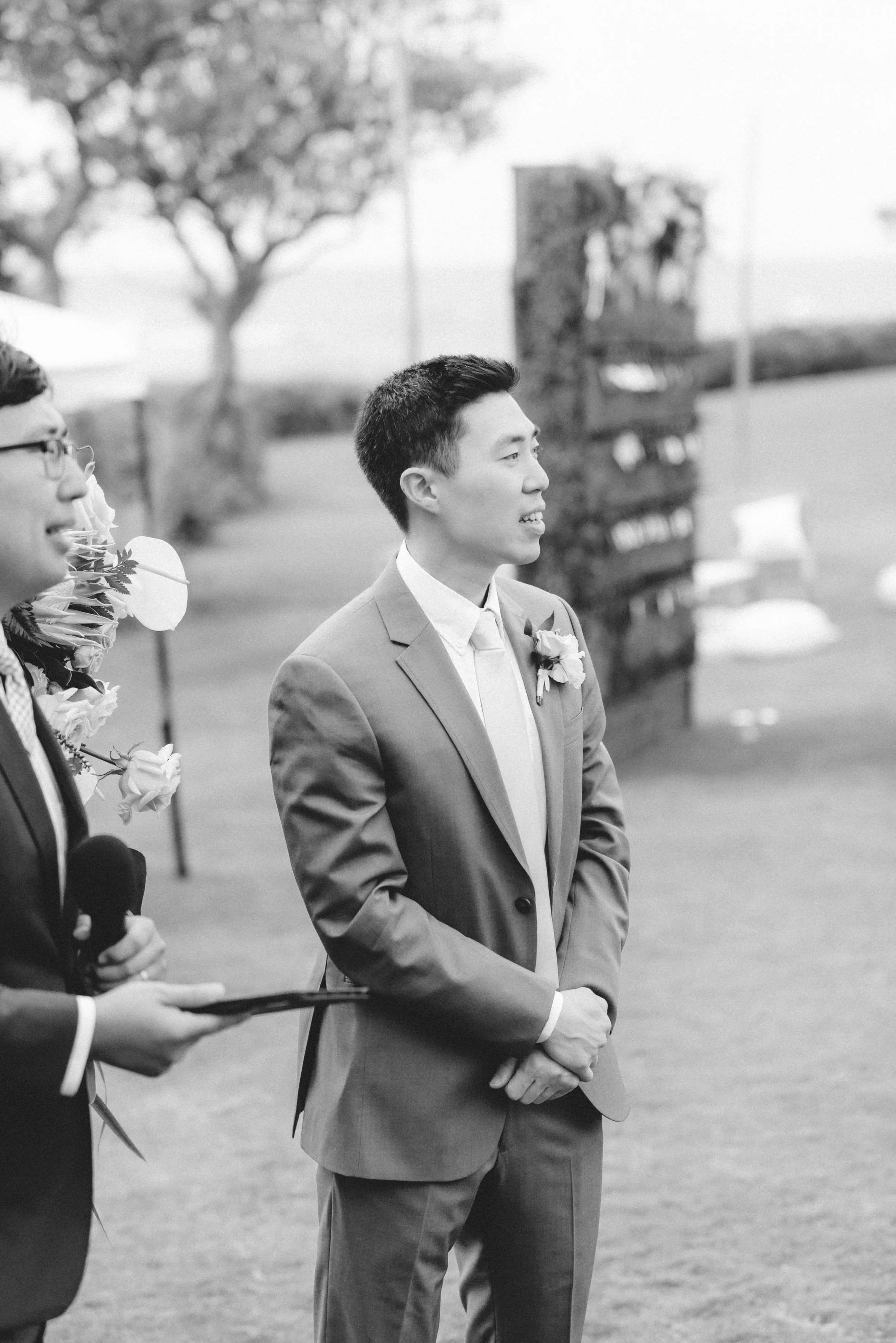ritz-carlton-turtle-bay-wedding-phototgrapher (81).jpg
