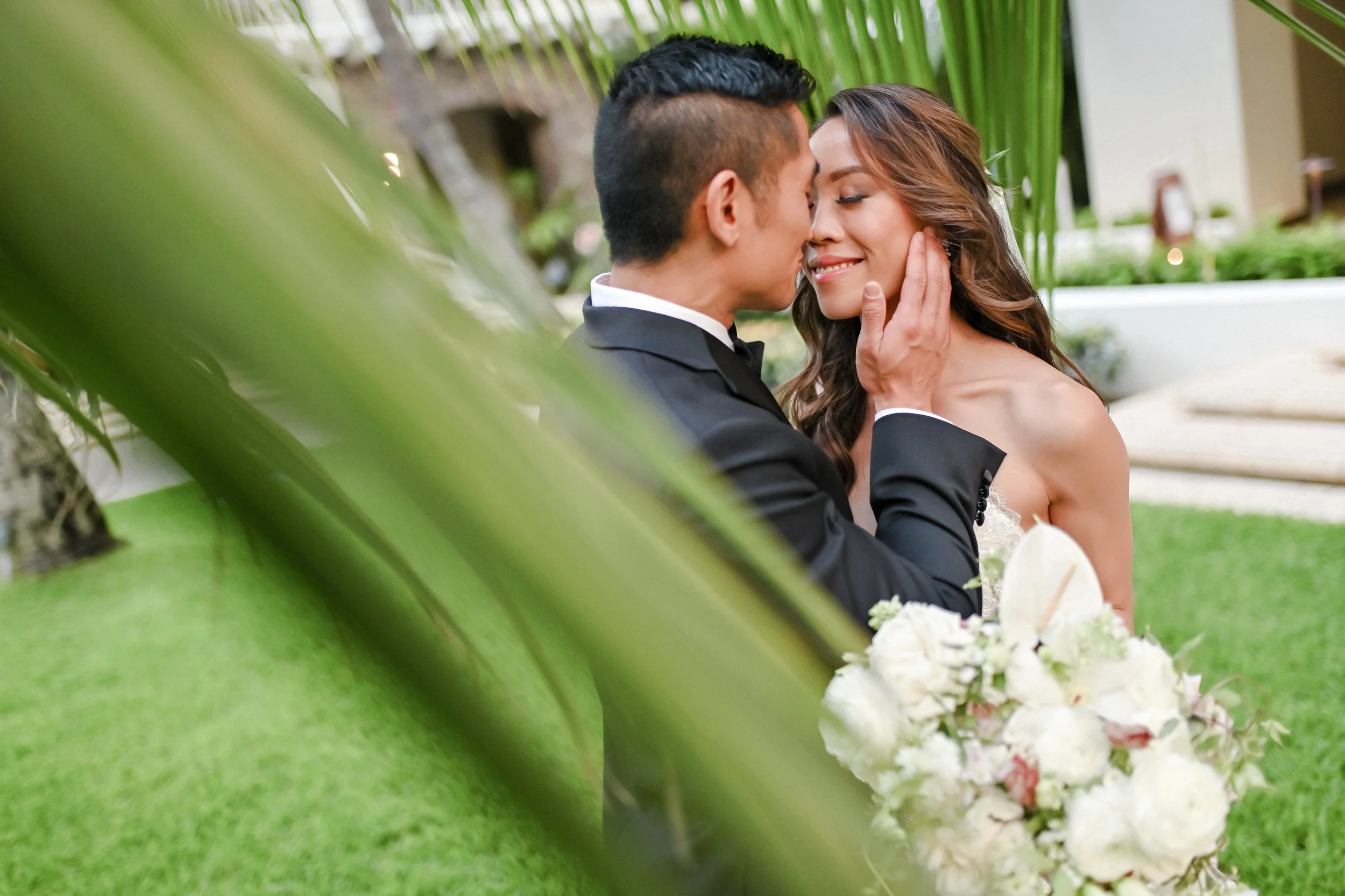 halekulani-hotel-wedding-venue-phototgrapher (155).jpg