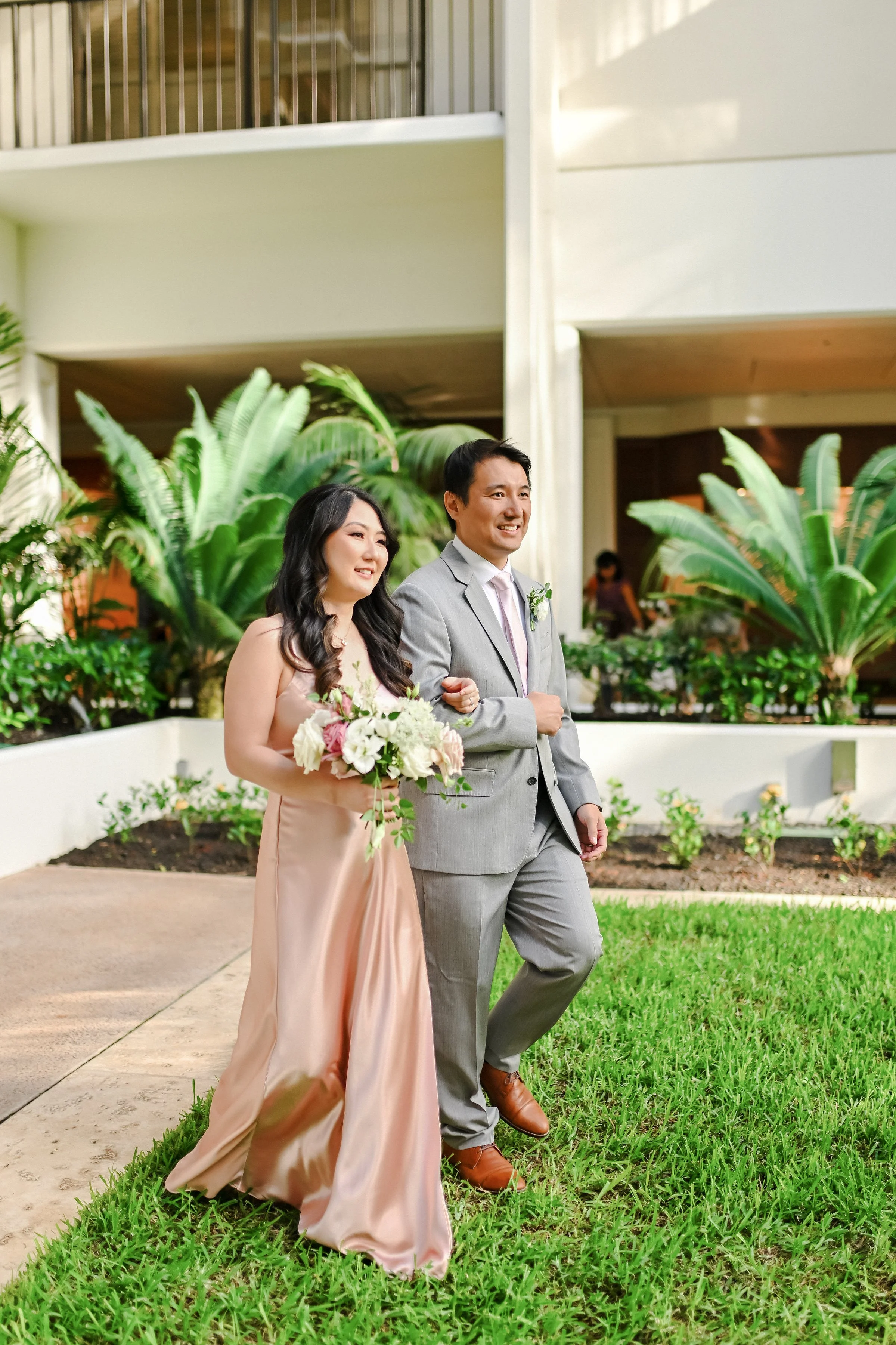 halekulani-hotel-wedding-venue-phototgrapher (140).jpg