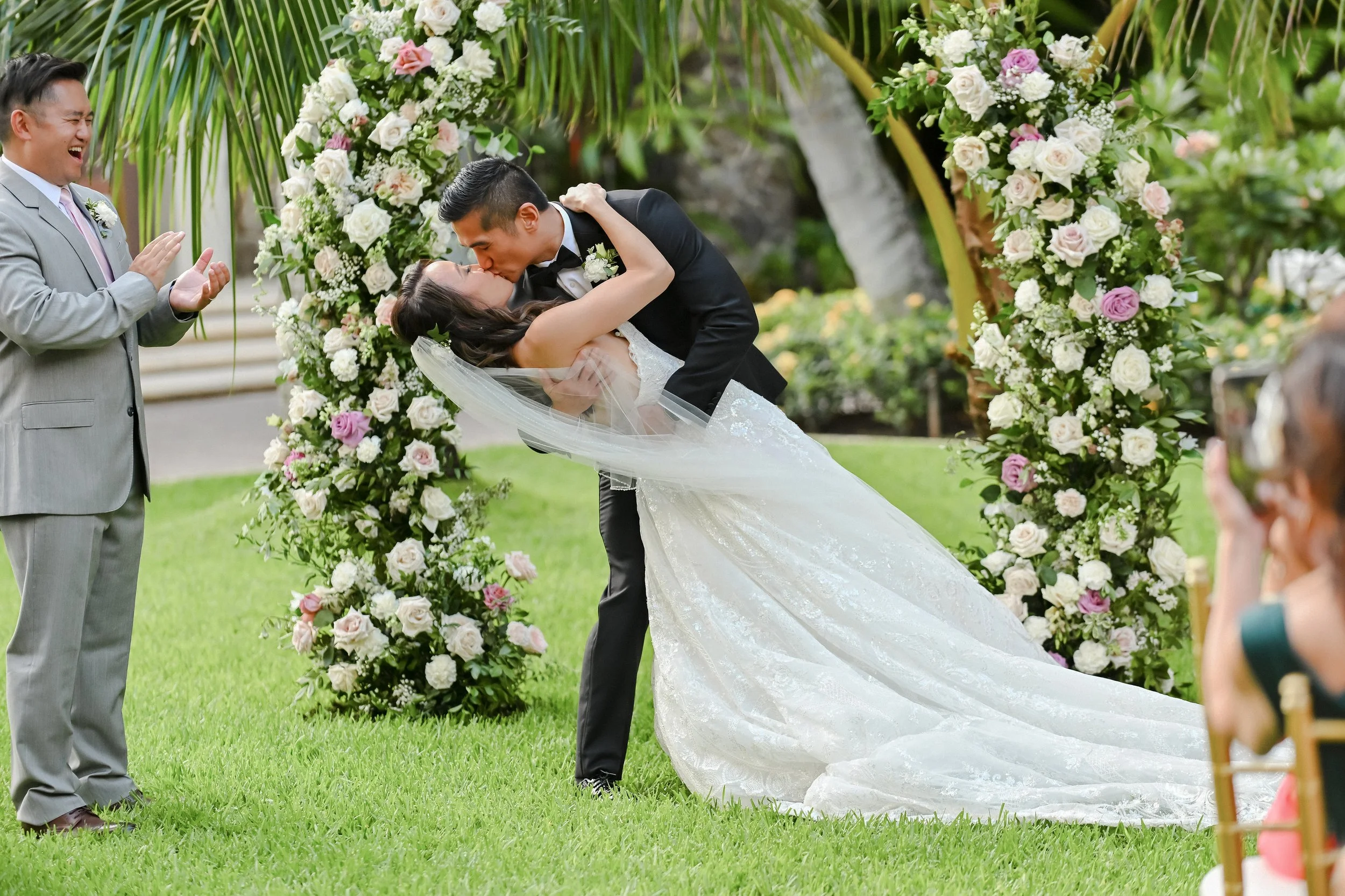 halekulani-hotel-wedding-venue-phototgrapher (147).jpg