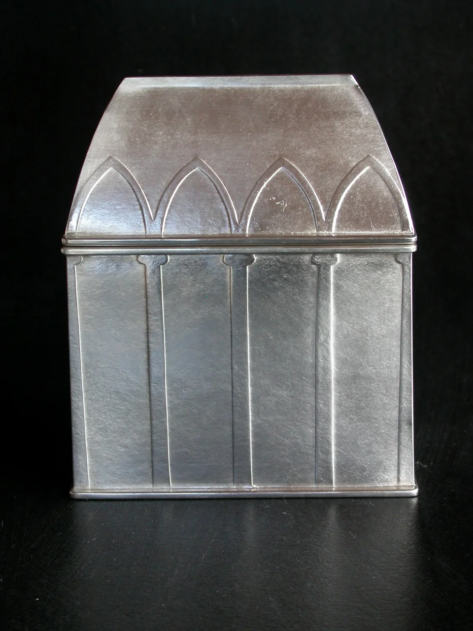 4 Arched Reliquary - Closed