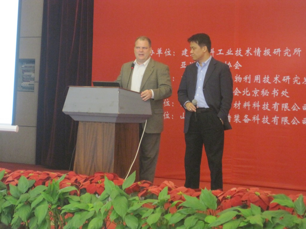 Dr.-Severin-and-An-Yimin-Vecor-1024x768.jpg
