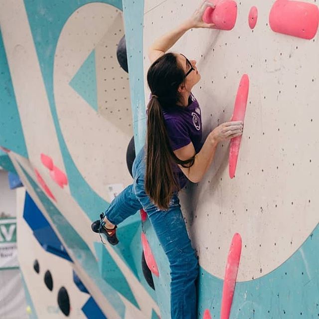NOBM : FINAL WINNER WOMEN 🏆
🔸
@pongratzhannah0412 surprises again and again: what a fantastic way to climb 👏
🔸
Congrats for the first place 🙌
🔸
Thanks for this great Pic by @niklashoellmer