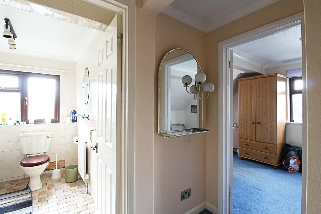 Upstairs landing.JPG