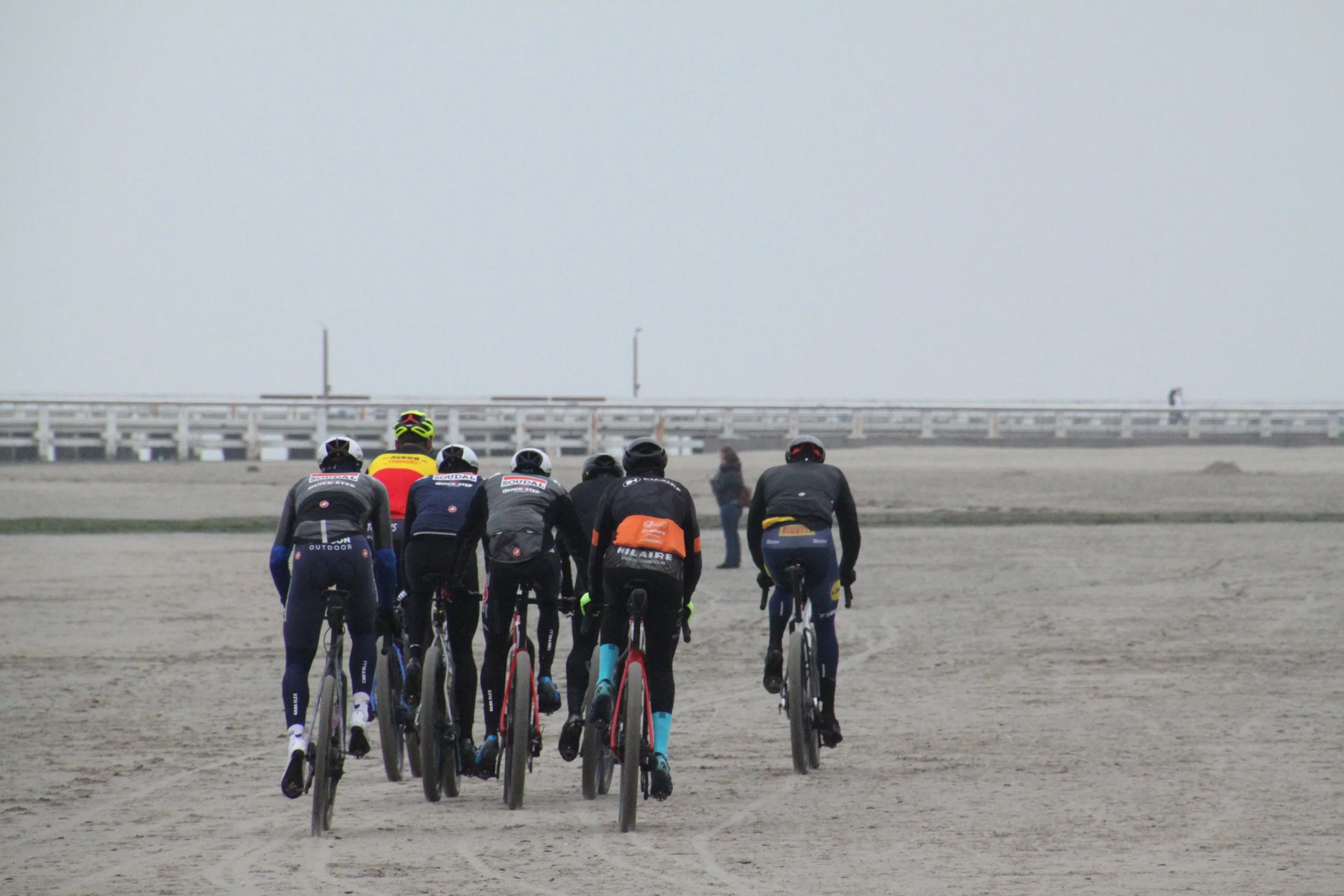 Ingrid Moldenaers-mens in de straat