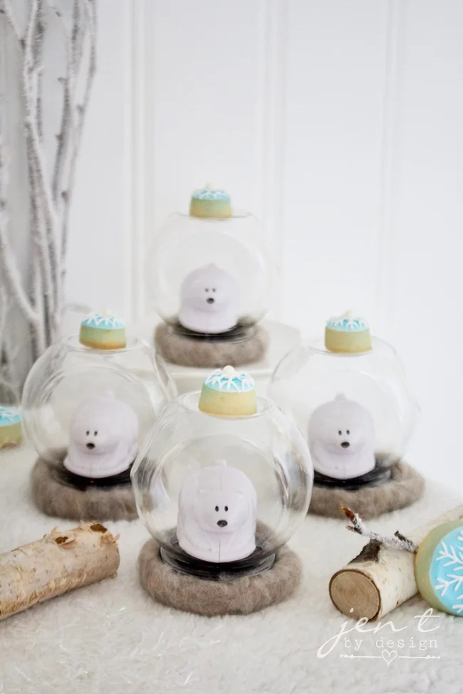 Polar Bear Winter ONEderland Party 7.jpg