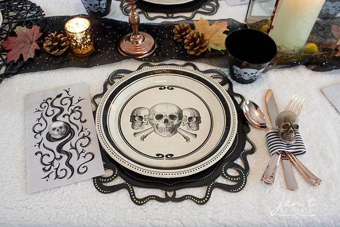 Spooky Halloween Dinner Party #CricutMarthaStewart #ad #MadeWithMichaels #CricutMade #Cricut.jpg