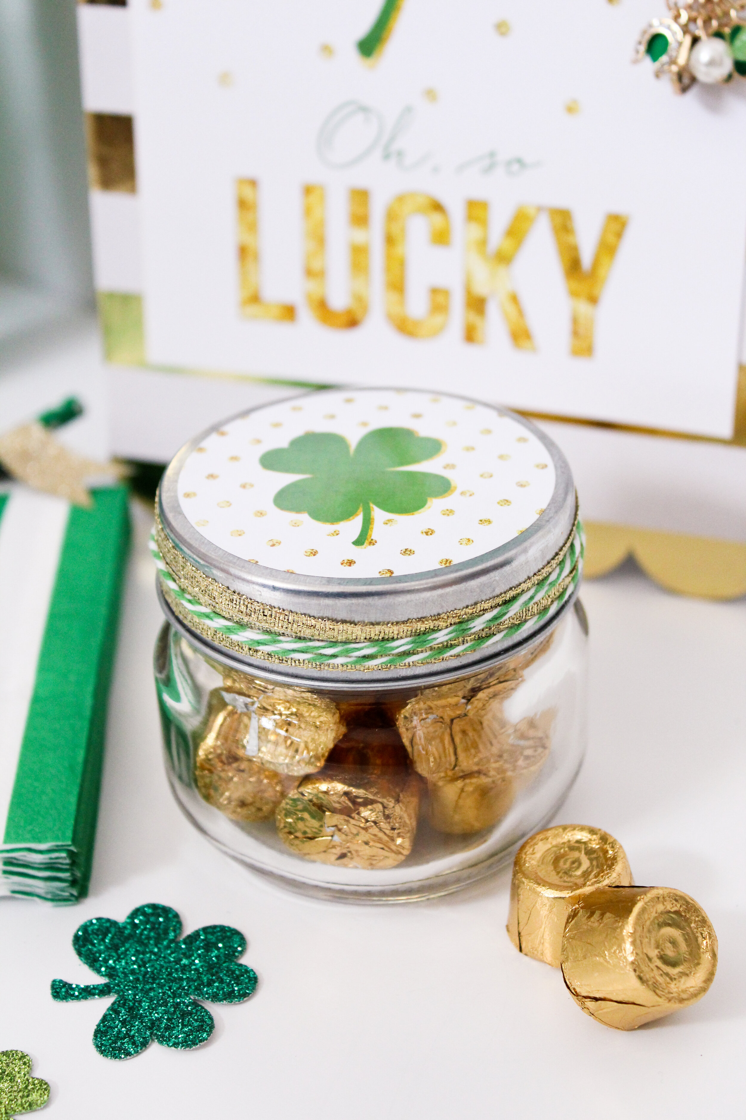 Shamrock Round Labels