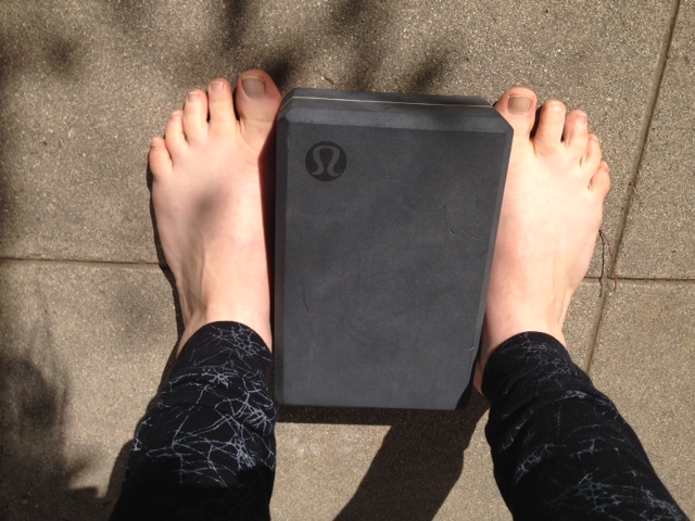 Getting better-now my "toes point forward", but if I look at my knees and hips, they're turning out slightly.