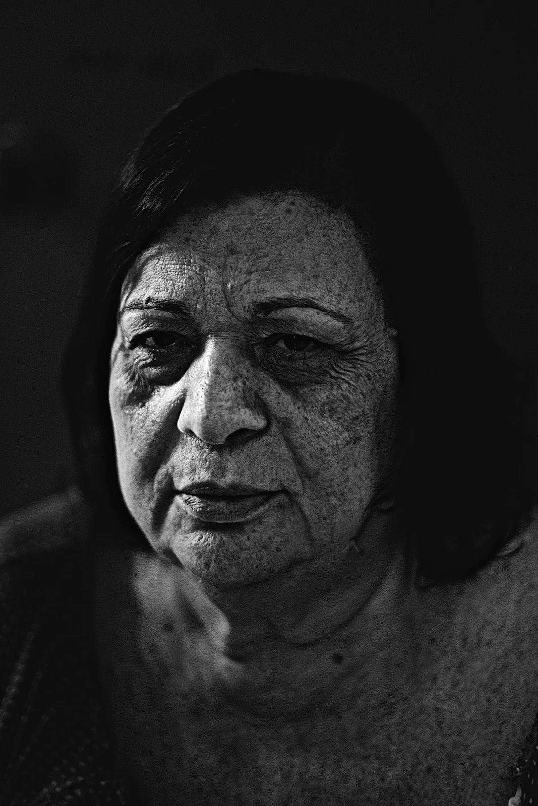 faces-of-napoli-denis-bosnic-photography-naples-bw-spaccanapoli-summer-47.jpg