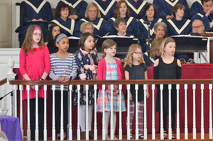 Youngest Members Make a Joyful Noise