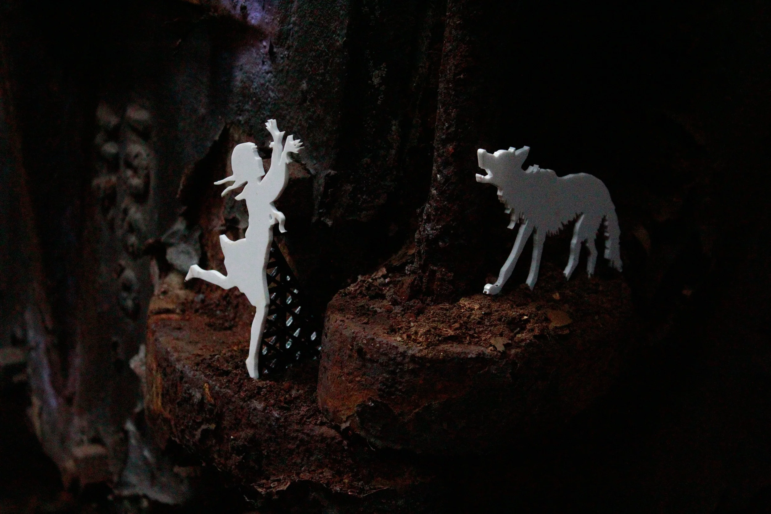 girl-and-wolf.jpg