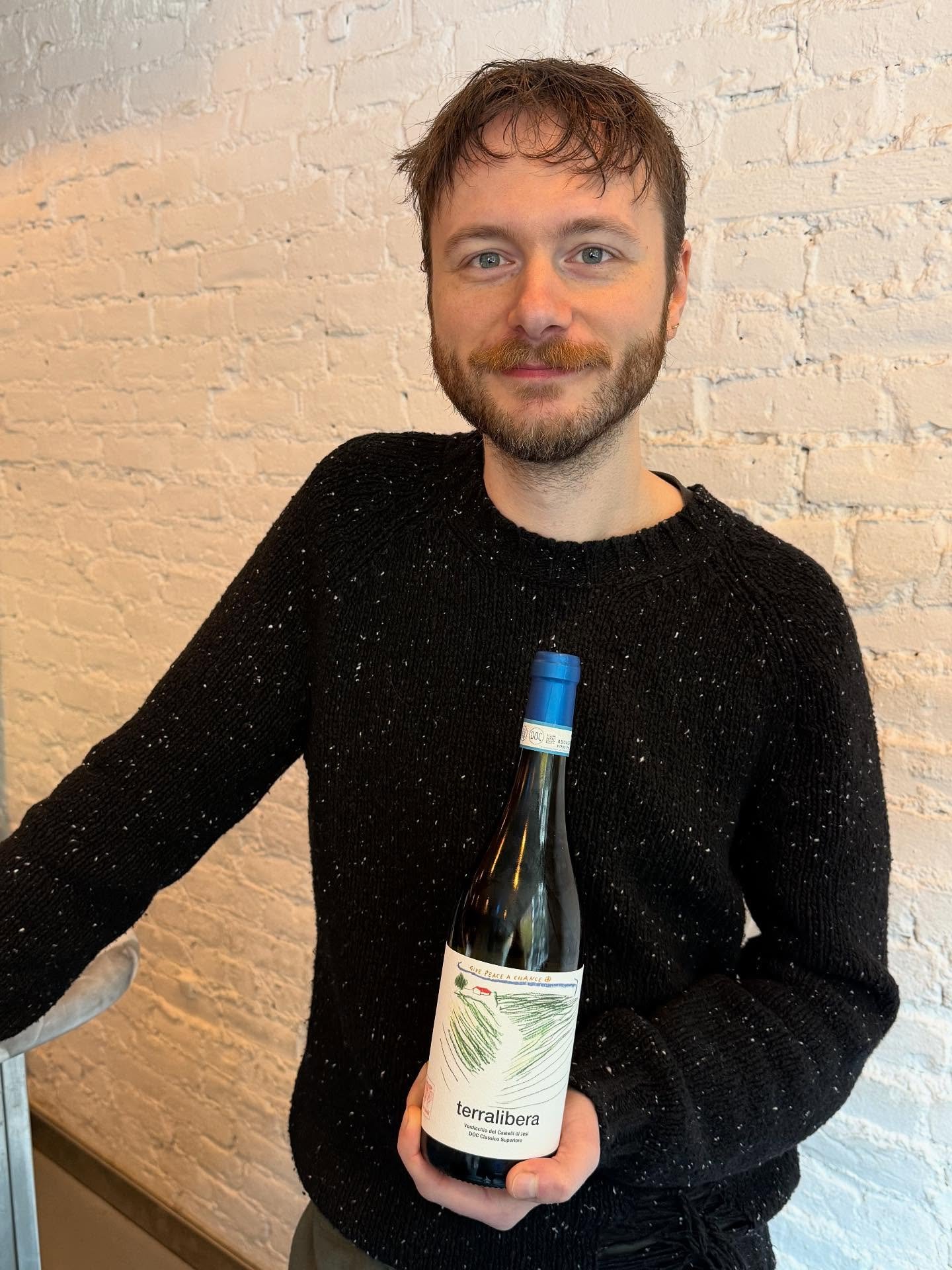 Meet Ellis Srubas-Giammanco, the wine director at our beloved @penny_newyork 
For a 31-seat seafood bar, Penny boasts an extraordinary wine list &mdash; the perfect place to enjoy a glass of Terralibera&rsquo;s Verdicchio dei Castelli di Jesi Superio