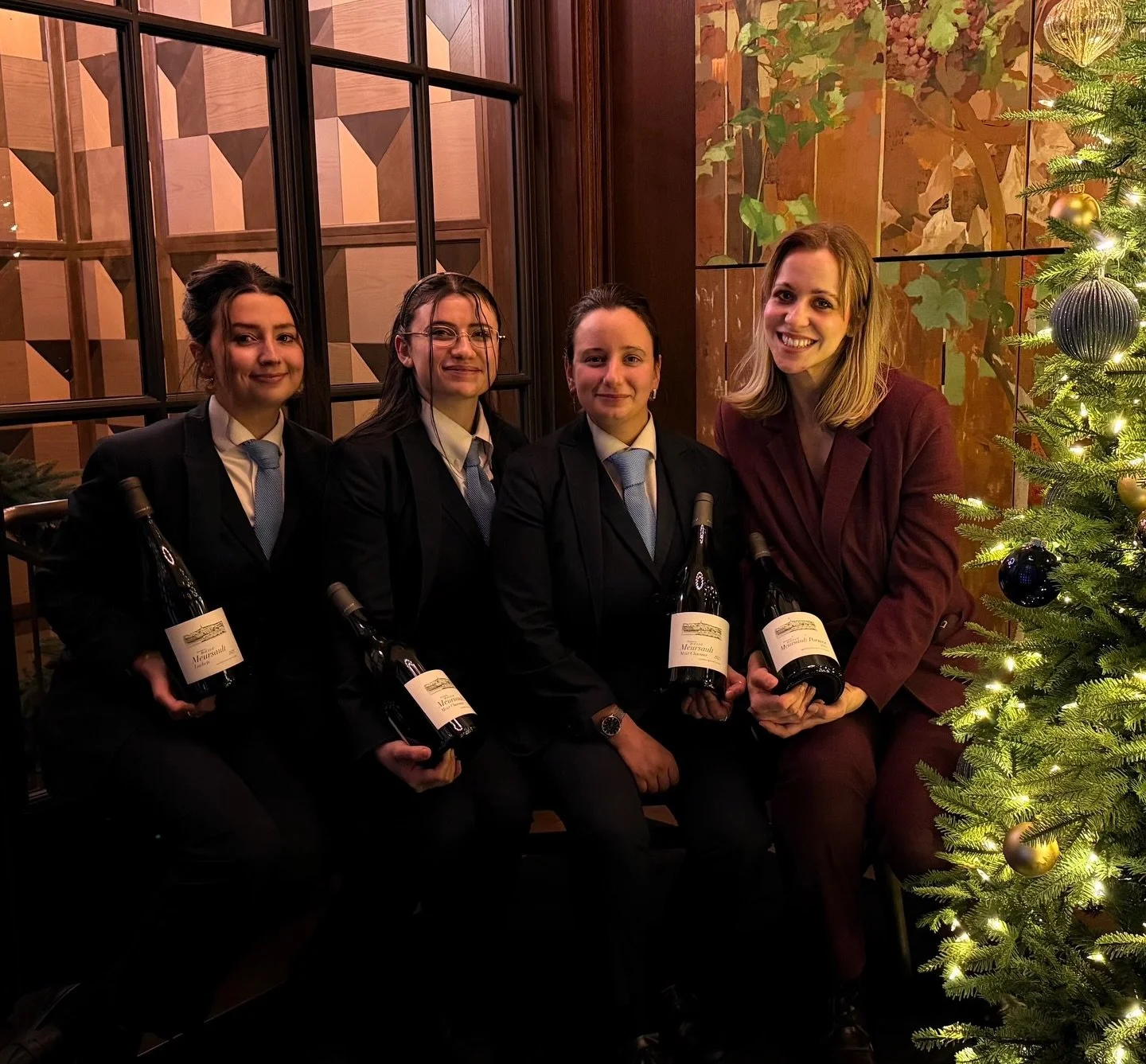 Holiday season officially activated at Caf&eacute; Carmellini &mdash; powered by @robindwright and her spectacular wine team (Liza, Rachel and Terri) and magnums of Roulot! ⭐️⭐️⭐️⭐️