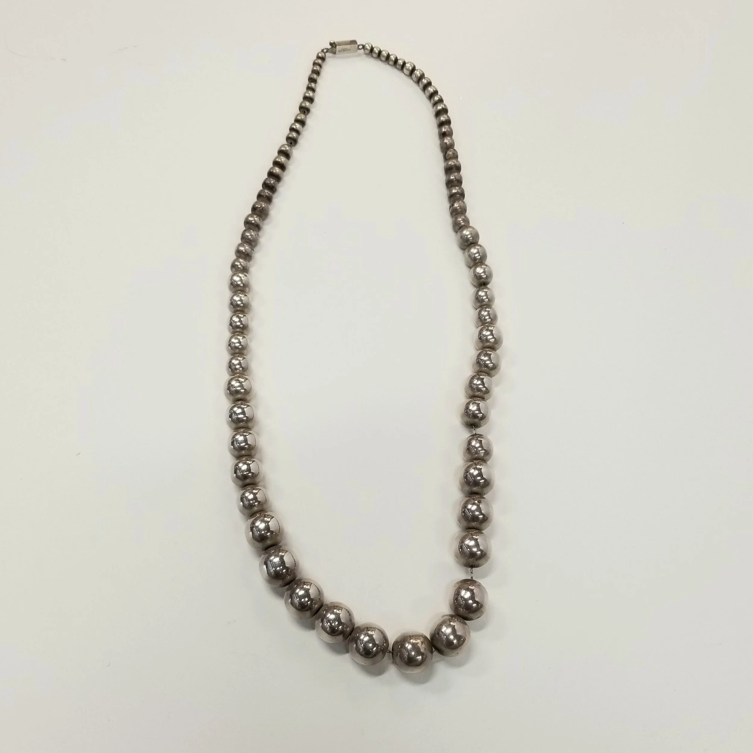 Tiffany \u0026 Co graduated silver bead 