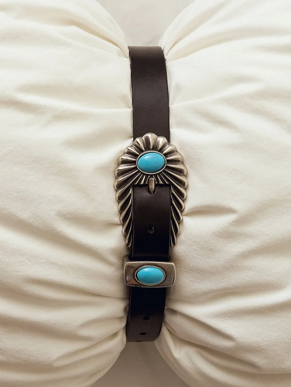 @blacksuedestudio presents the SPUR BELT &mdash;
crafted in silver-plated brass with a signature 3-piece buckle and turquoise resin details 🩵

Bold, polished, and made to stand out.

#BlackSuedeStudio #SpringAccessories #WesternInspired #ModernLuxur
