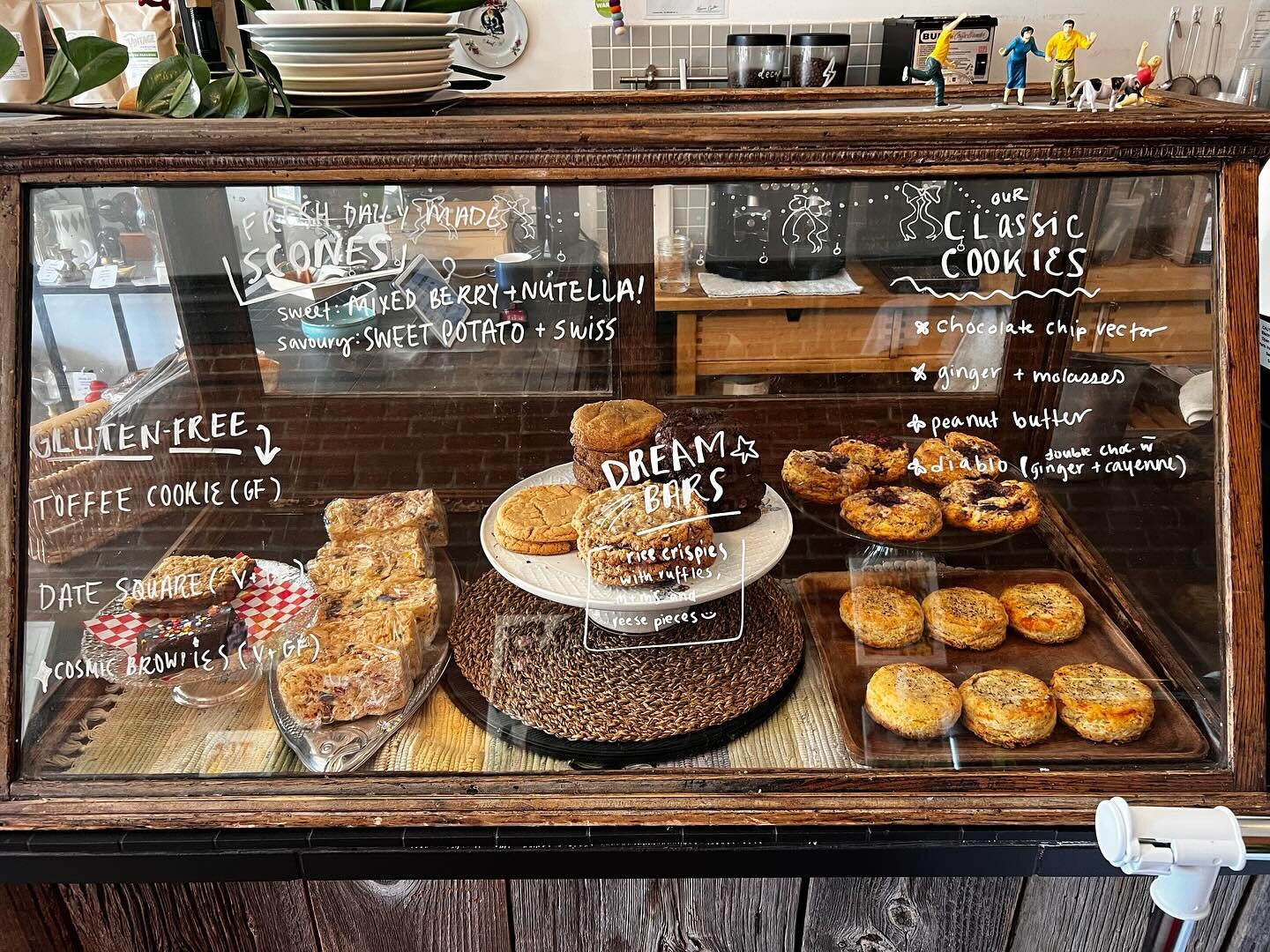 Our baked goods are looking pretty good this morning&hellip;. if you know what I mean&hellip;. ;-) 

#hamont #localcoffeeshop #hamiltoncoffee #hamiltonlocalbusiness #bakedgoods #localeats #hamonteats