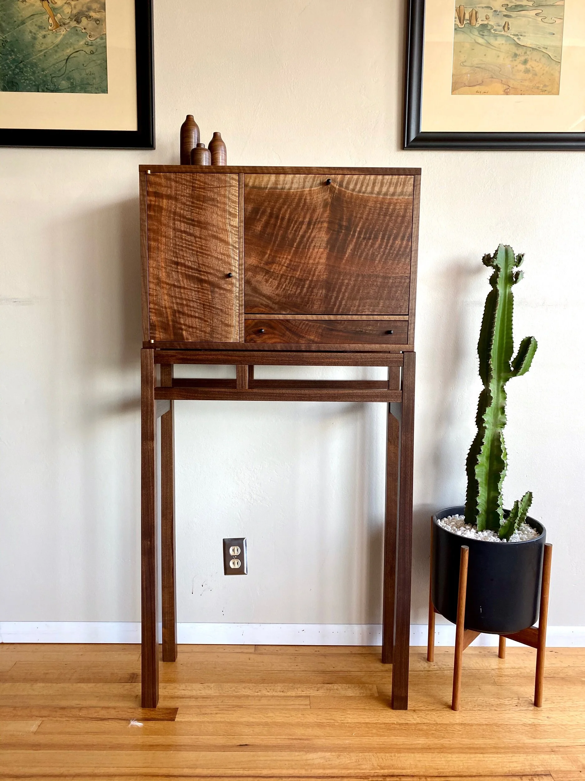 Petit Liquor Cabinet