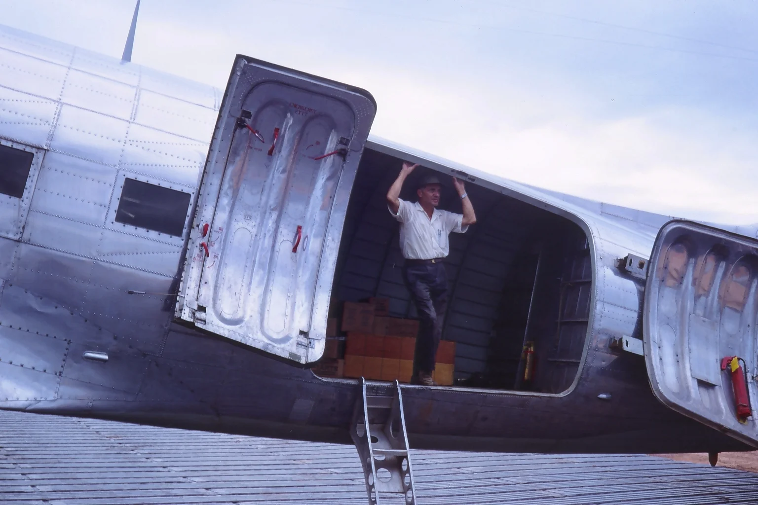 VN Peter Wiwcharuck in C47 at DaLat.jpg