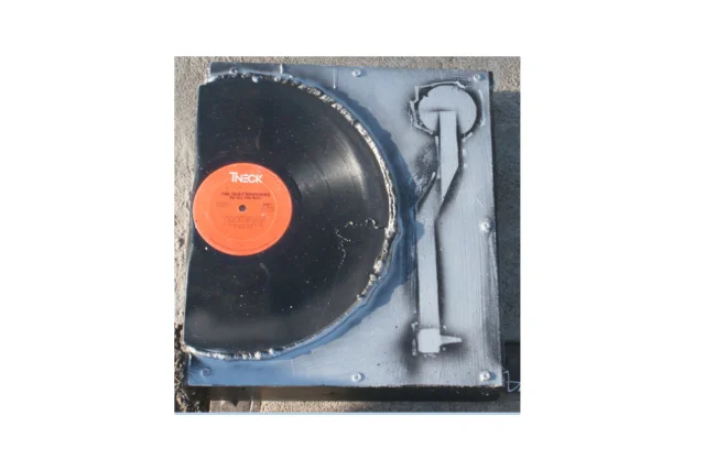 19-technique-1200-turntables.jpg