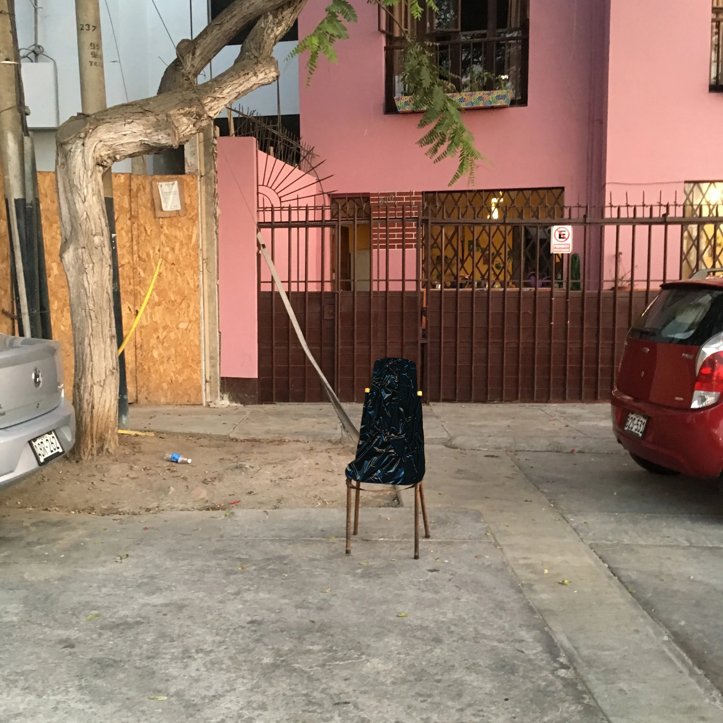 trash chair_lima.jpg