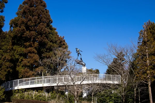 Carl Milles, "The Hand of God"