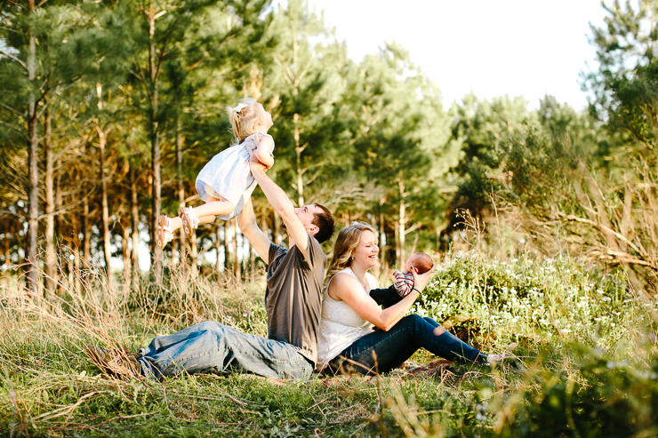 Family of 4 Poses