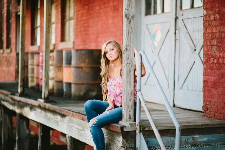 Senior Girl Photo Session by Meredith Washburn
