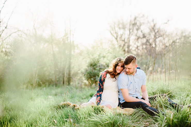 Soft and Summery Maternity Session by Meredith Washburn Photography