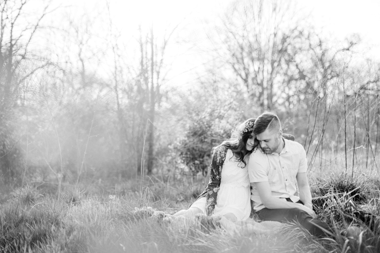 Soft and Warm and Summery Maternity Session by Meredith Washburn Photography