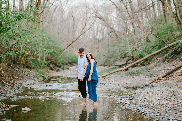 Soft and Warm and Summery Maternity Session by Meredith Washburn Photography